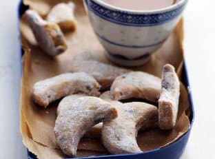 Eggless Chocolate Chip Crescent Cookies - Eggless Cookies