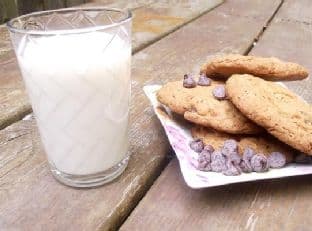 Chocolate chip cookies, easier that buying:-)