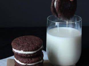 Delicious Homemade Chocolate Oreos