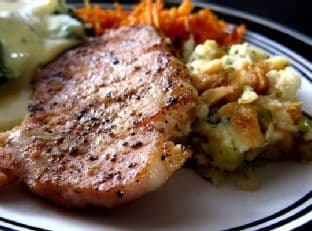Easy Pork Chops on Stuffing