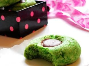 Pandan Thumbprint Biscuits